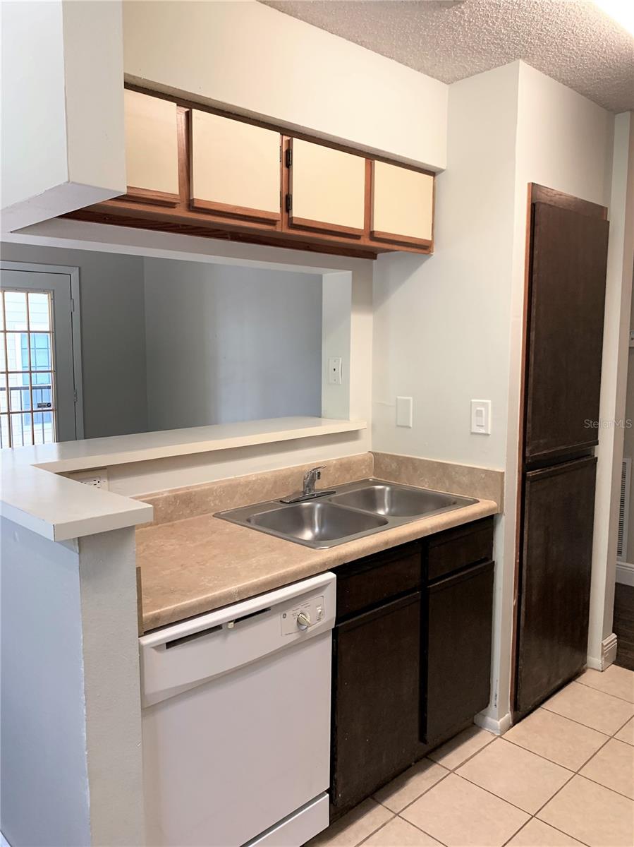 Image 7 of 21 For 8603 Fancy Finch Drive 202