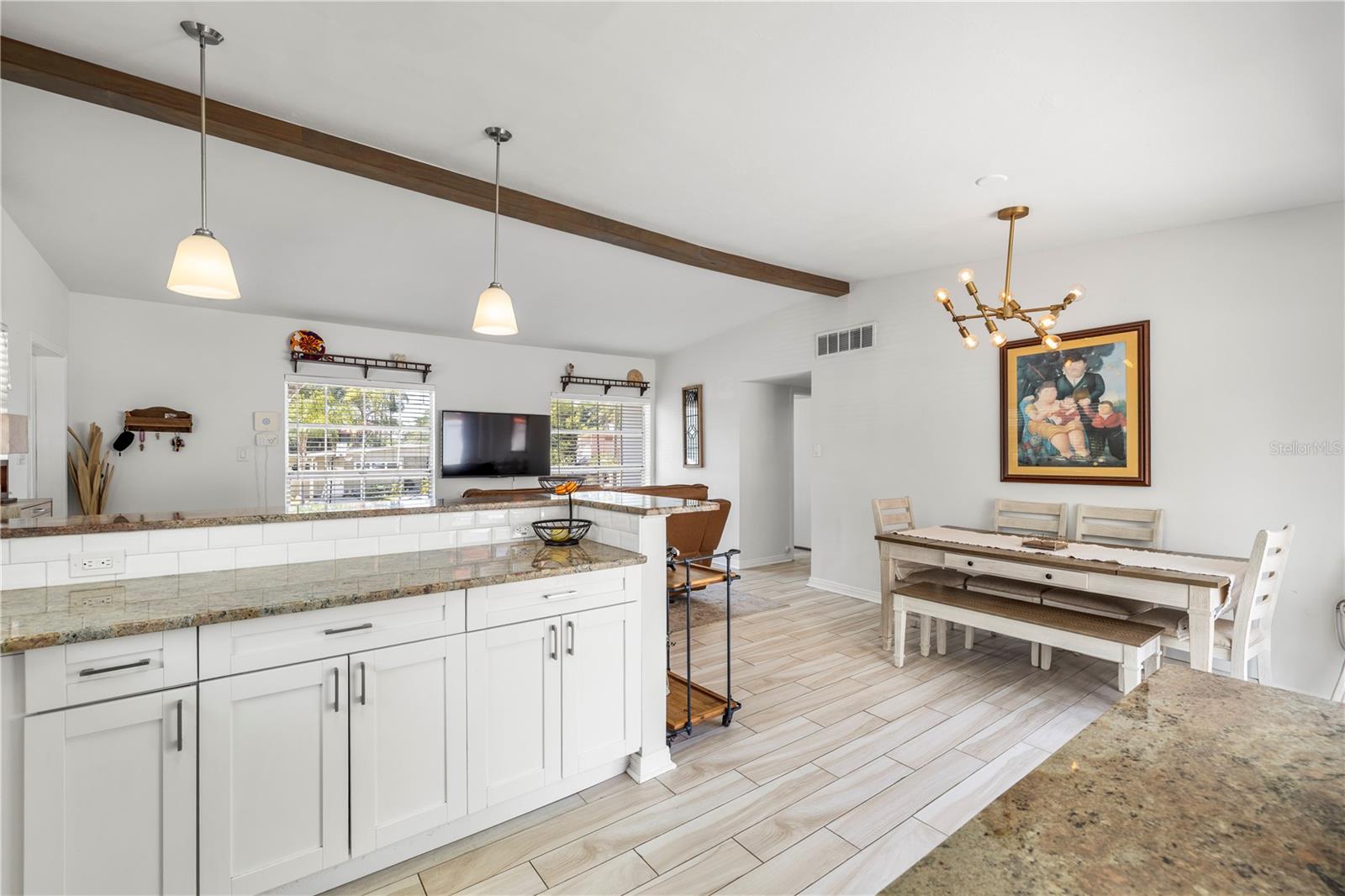 Image 12 of 56 For 2125 Hiawatha Street