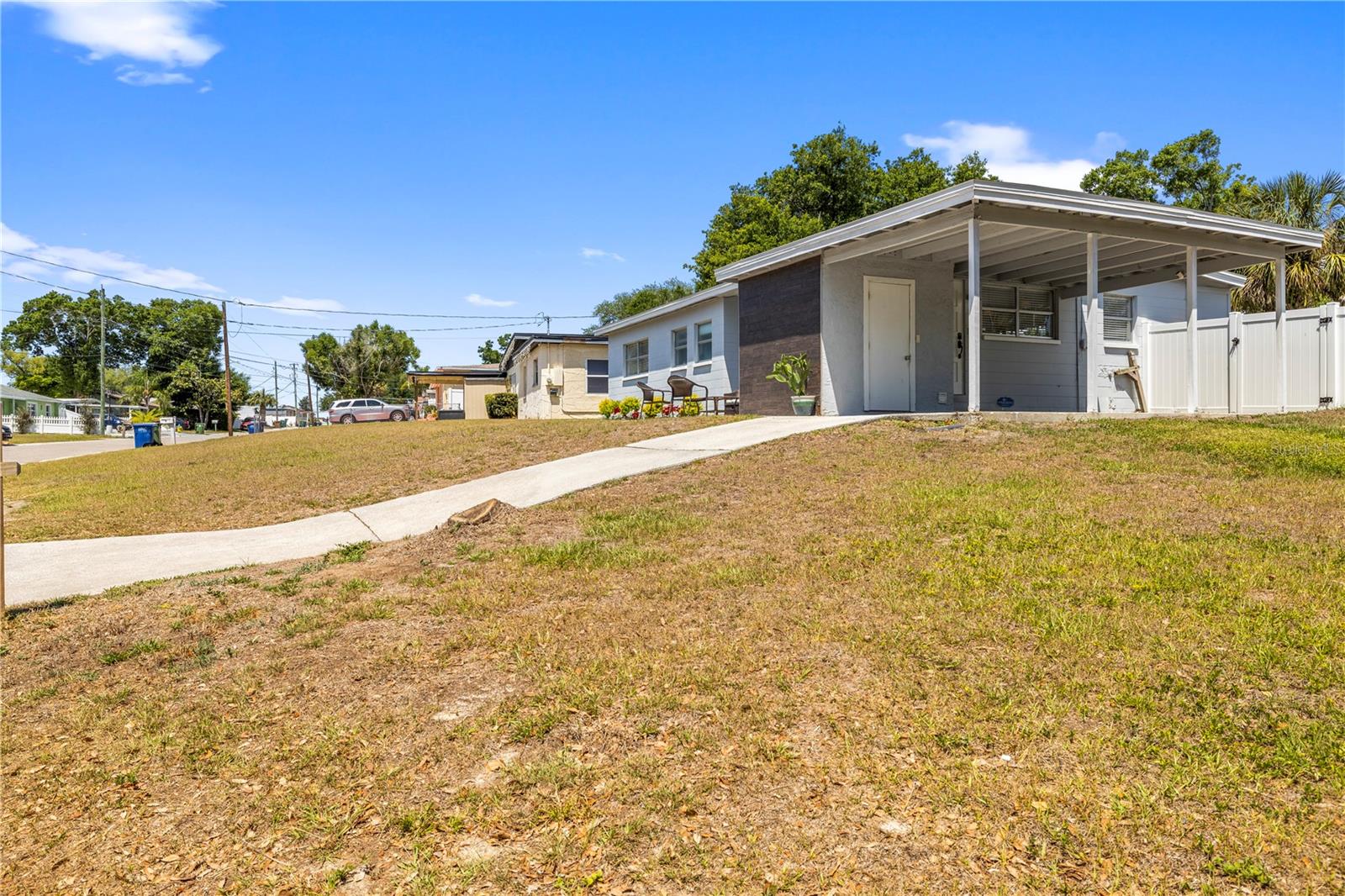 Image 43 of 56 For 2125 Hiawatha Street