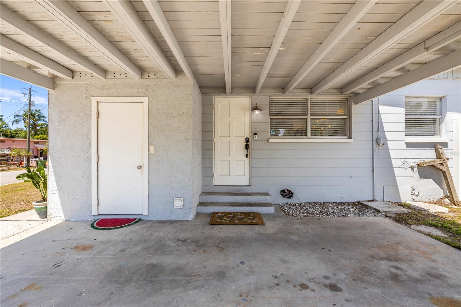 Image 46 of 56 For 2125 Hiawatha Street