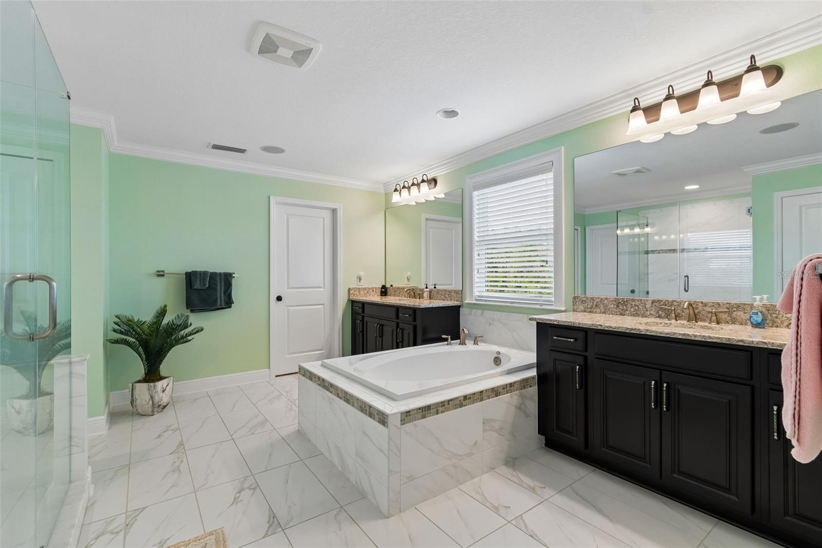 Image 32 of 66 For 13218 Batten Lane