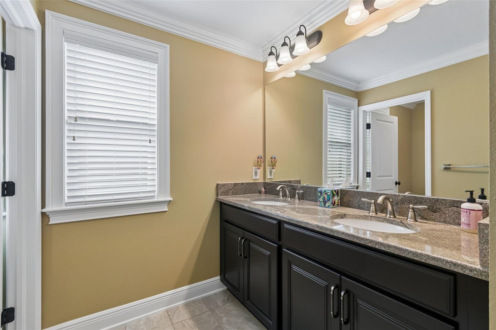 Image 40 of 66 For 13218 Batten Lane