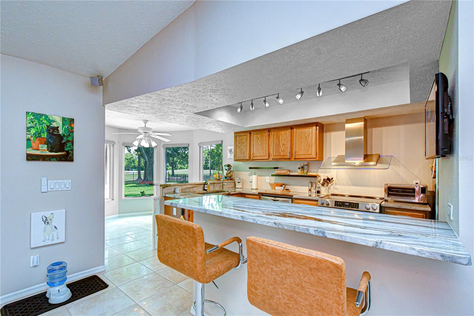 Image 11 of 36 For 1015 Ventana Drive