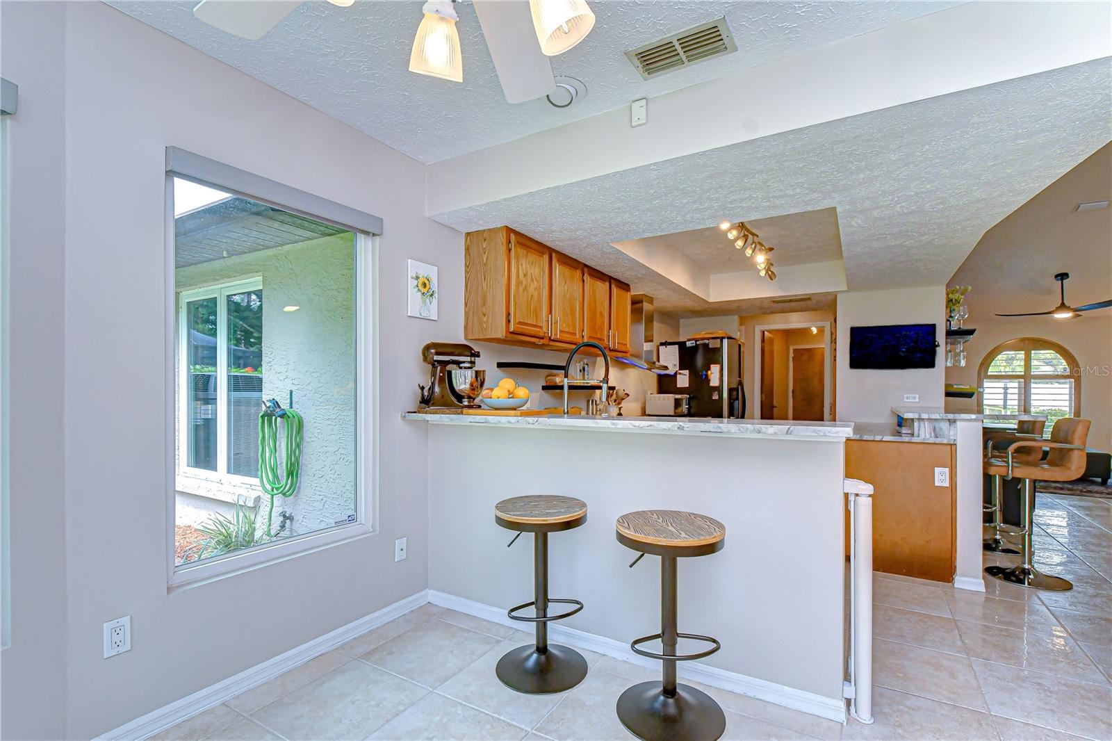 Image 14 of 36 For 1015 Ventana Drive