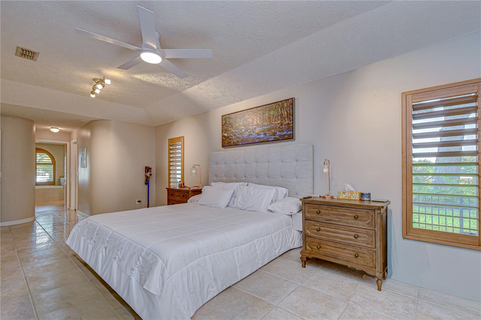 Image 17 of 36 For 1015 Ventana Drive