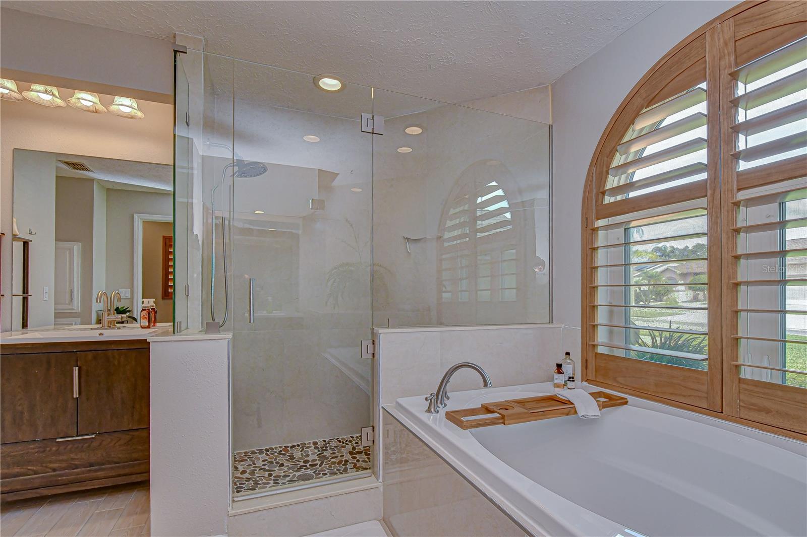 Image 20 of 36 For 1015 Ventana Drive