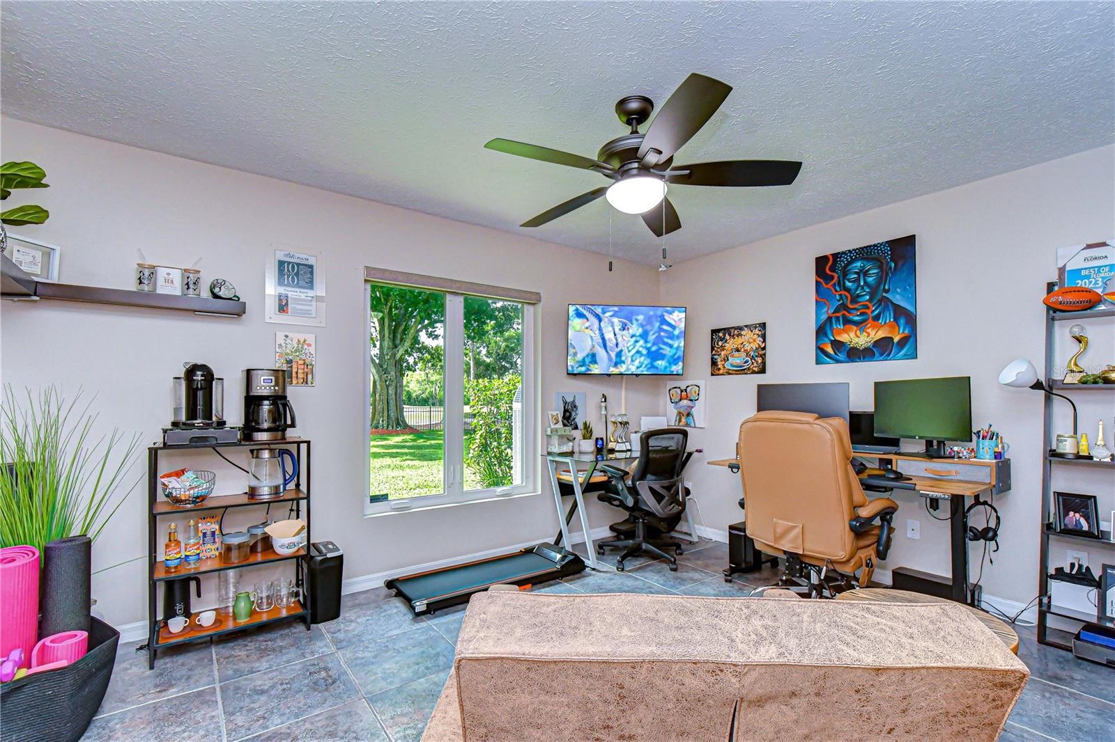 Image 22 of 36 For 1015 Ventana Drive