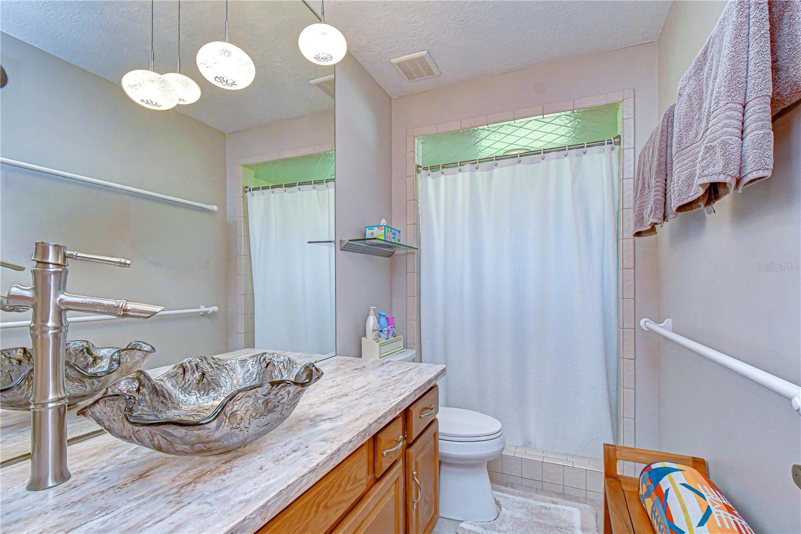Image 24 of 36 For 1015 Ventana Drive