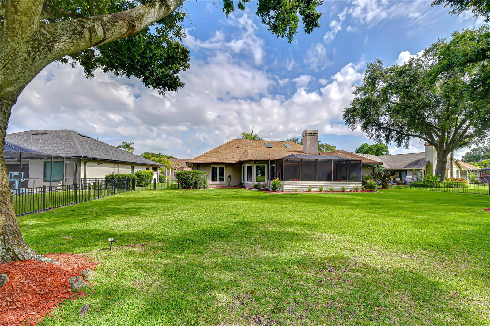 Image 6 of 36 For 1015 Ventana Drive
