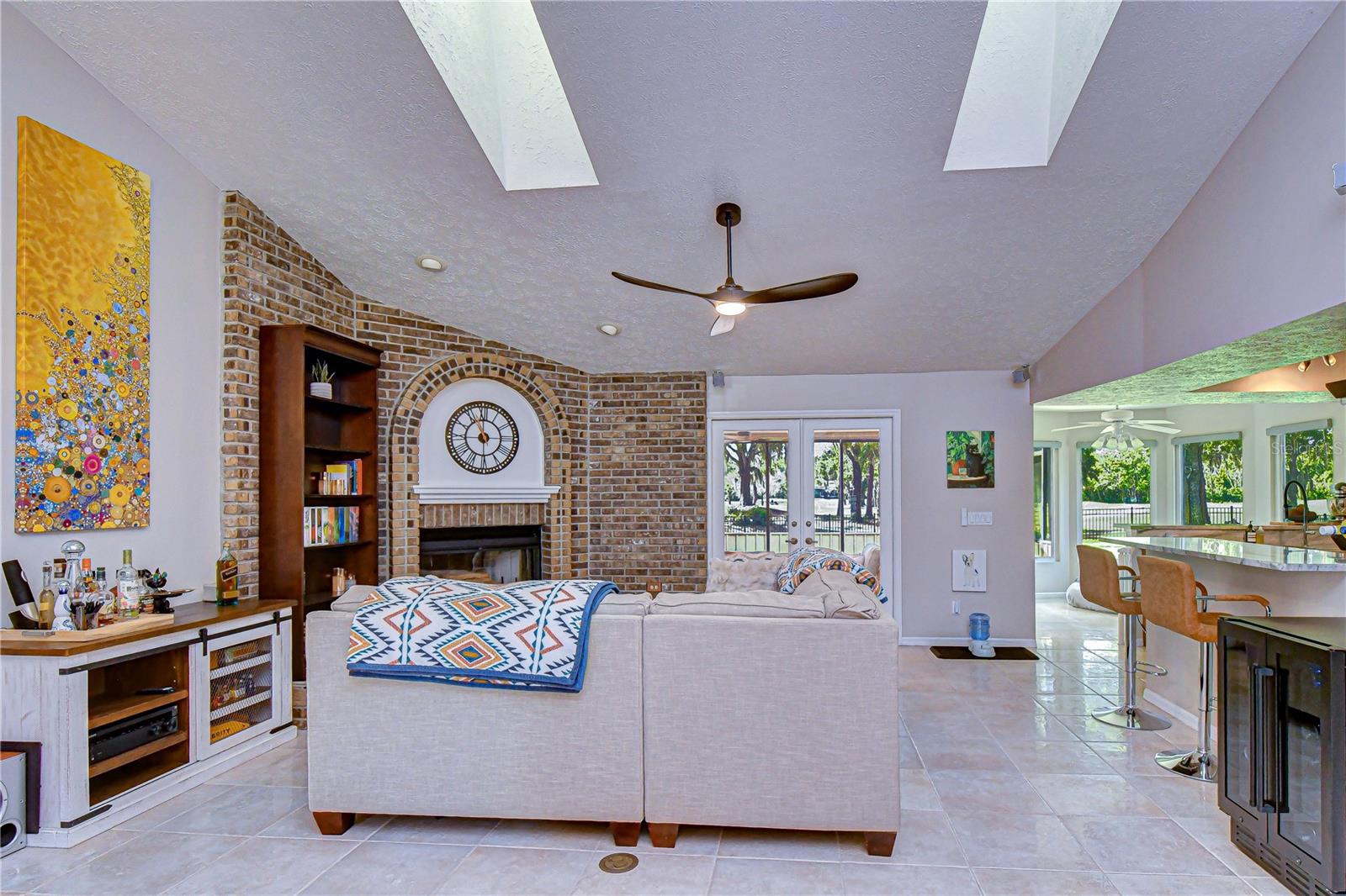 Image 9 of 36 For 1015 Ventana Drive