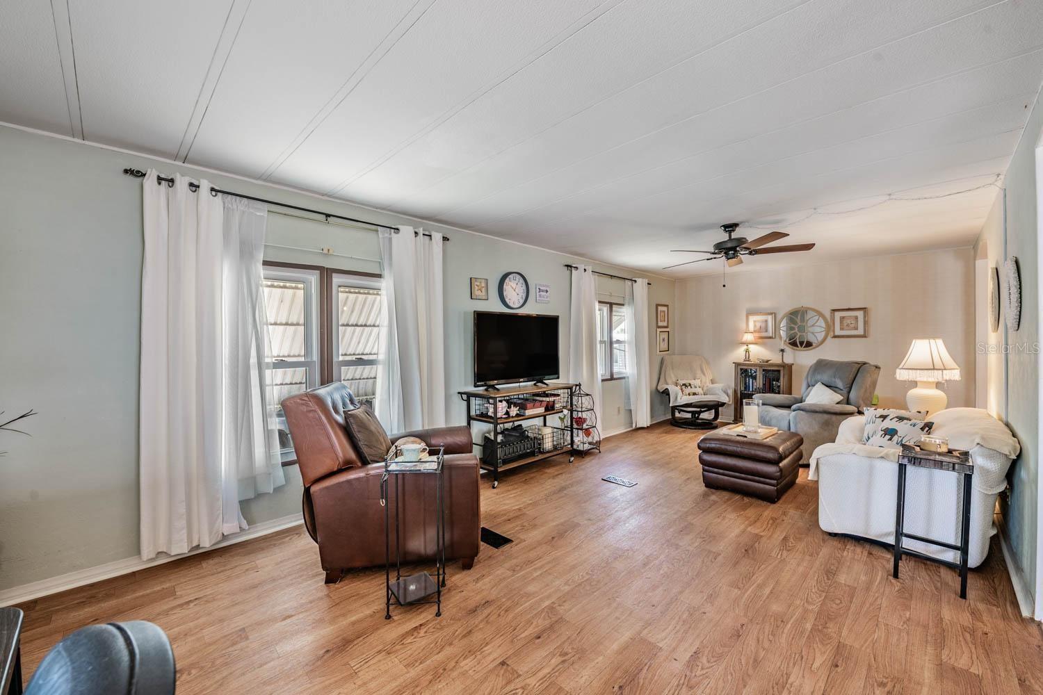 Image 15 of 51 For 7203 El Meyers Street