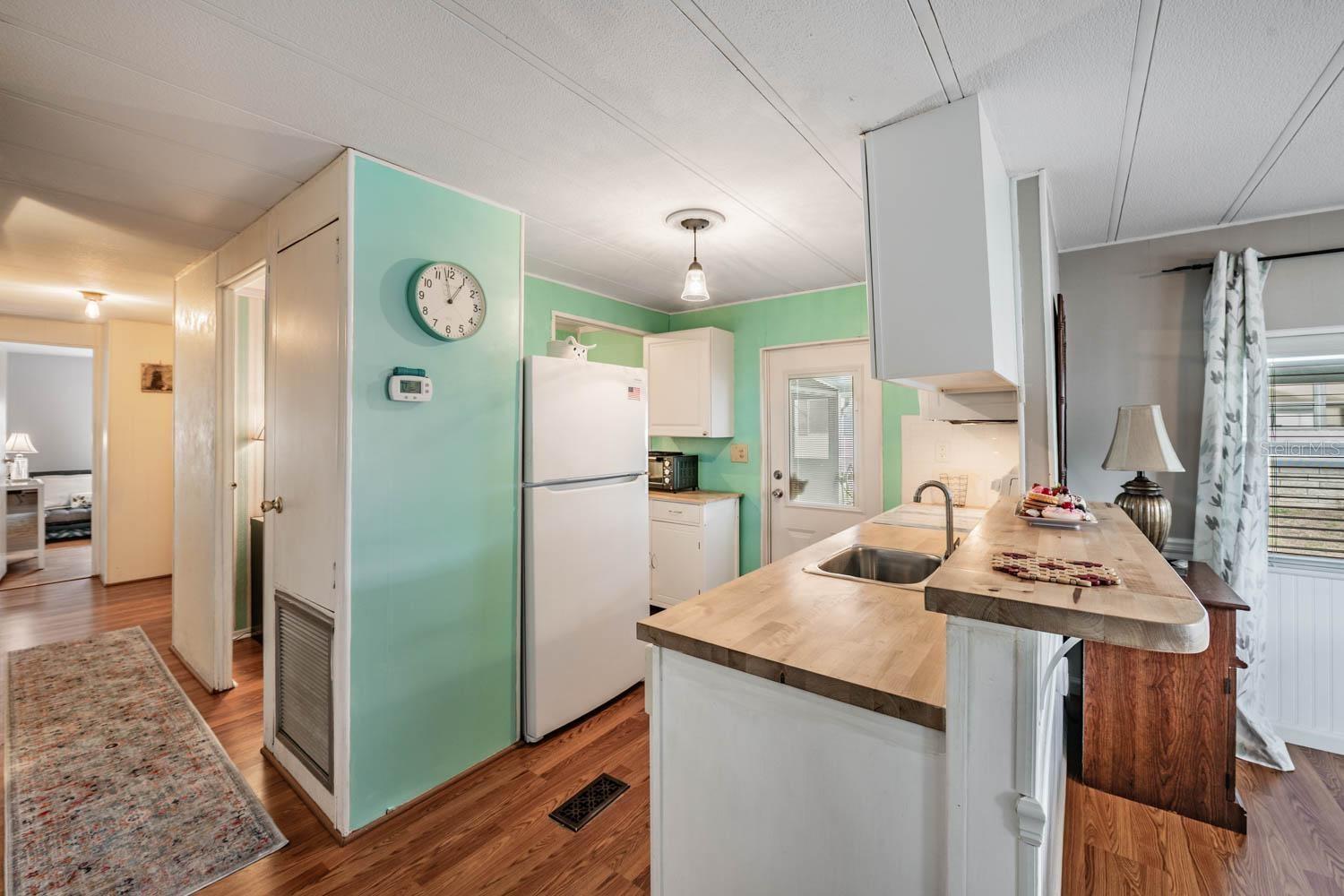 Image 8 of 51 For 7203 El Meyers Street