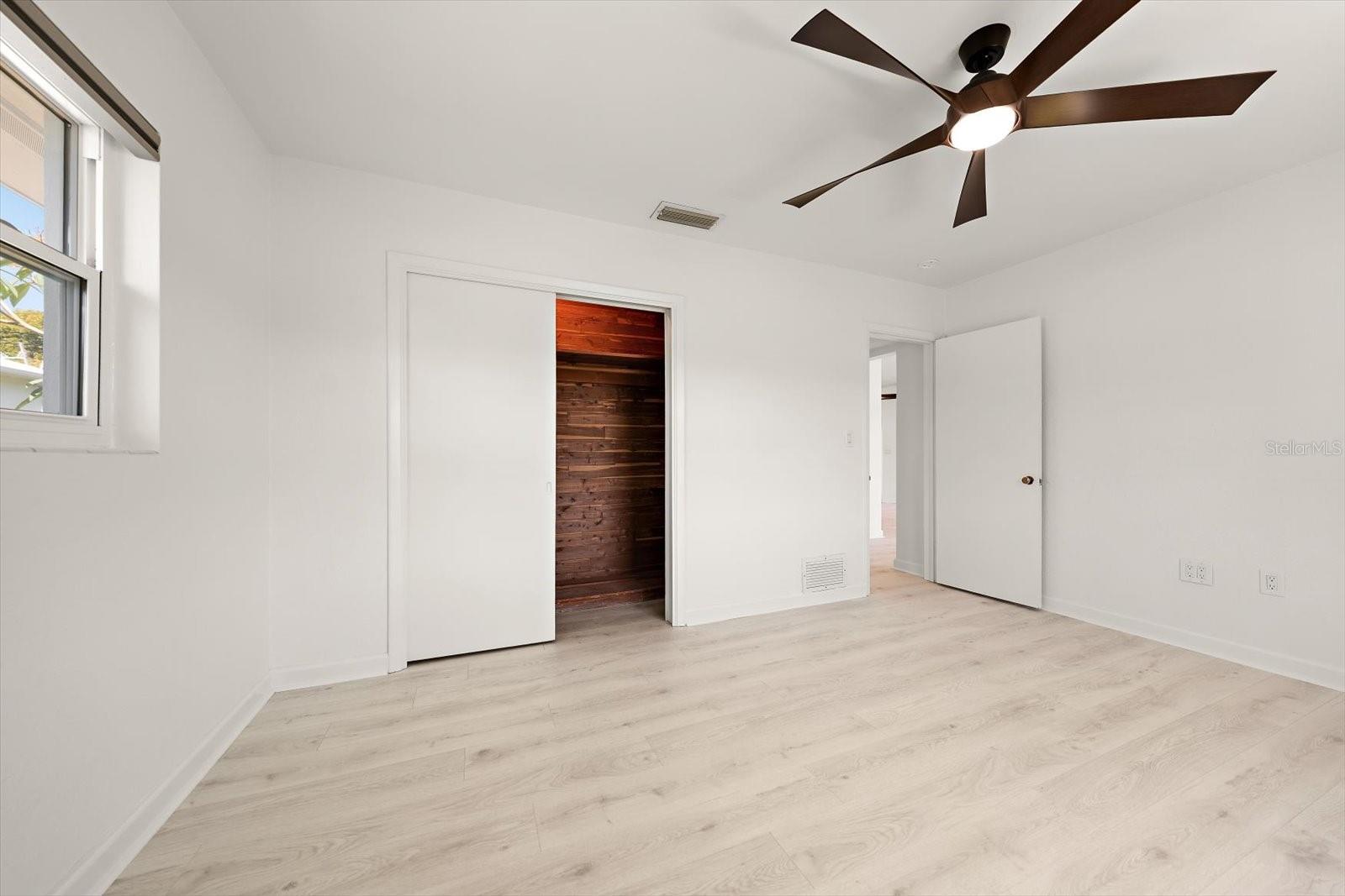 Image 23 of 45 For 122 Palmetto Lane