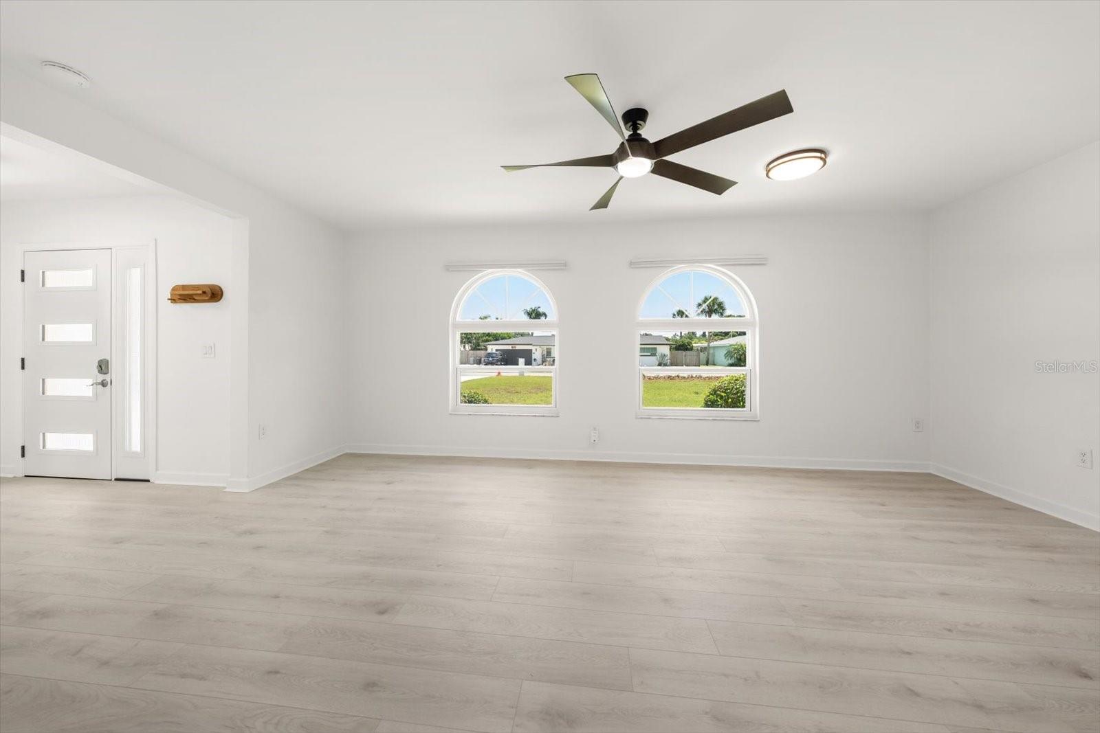 Image 6 of 45 For 122 Palmetto Lane
