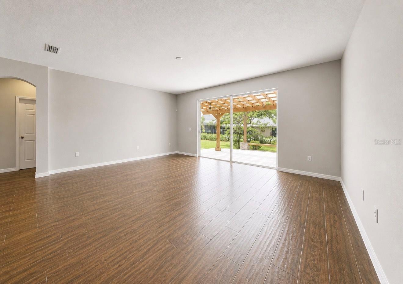 Image 33 of 83 For 13101 Done Groven Drive