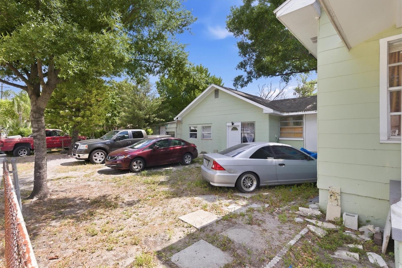 Image 22 of 47 For 301 26th Street A
