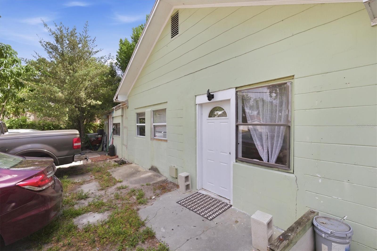 Image 27 of 47 For 301 26th Street A
