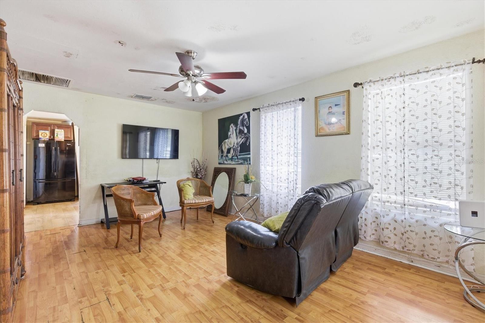Image 4 of 47 For 301 26th Street A