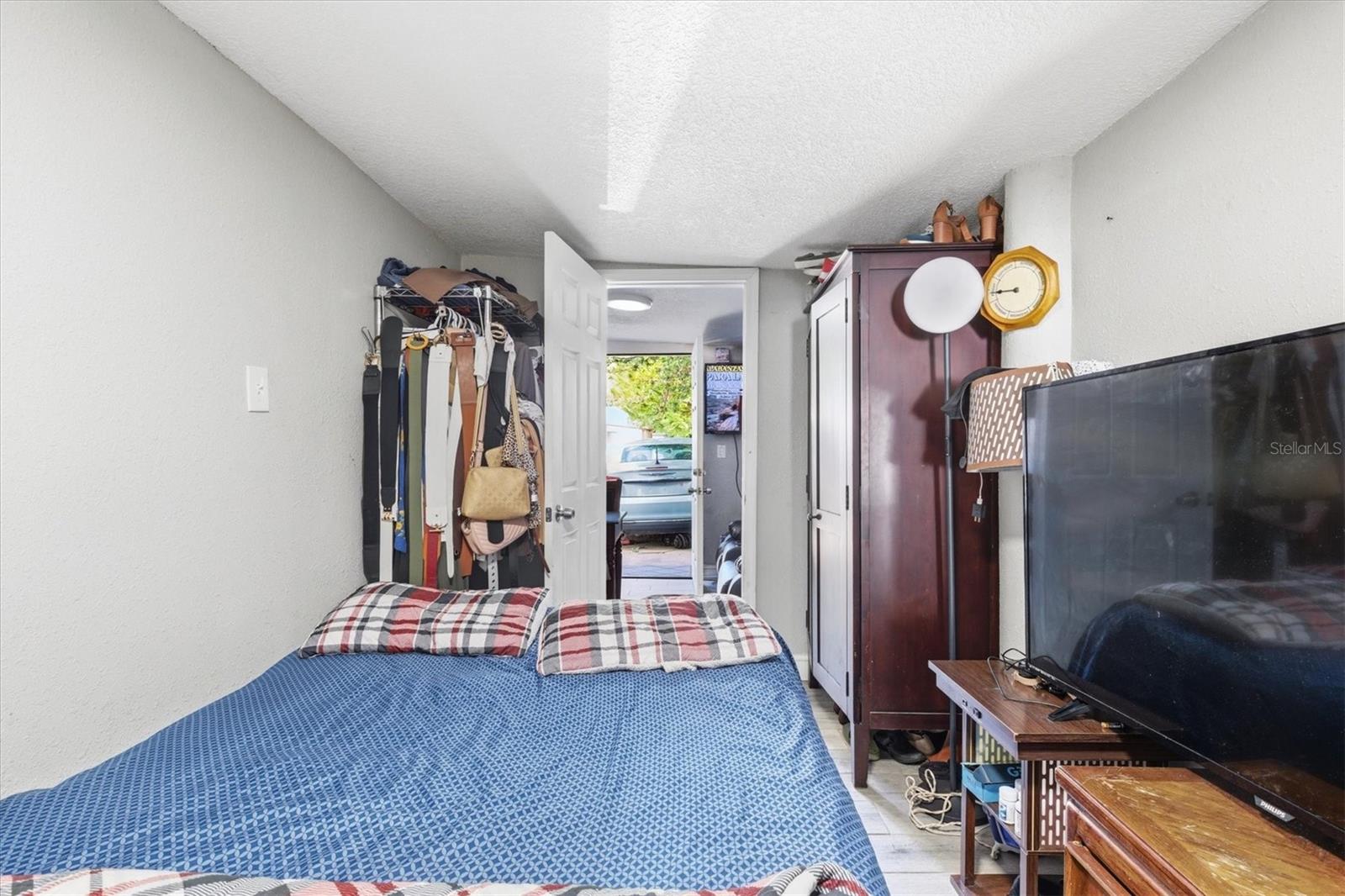 Image 43 of 47 For 301 26th Street A