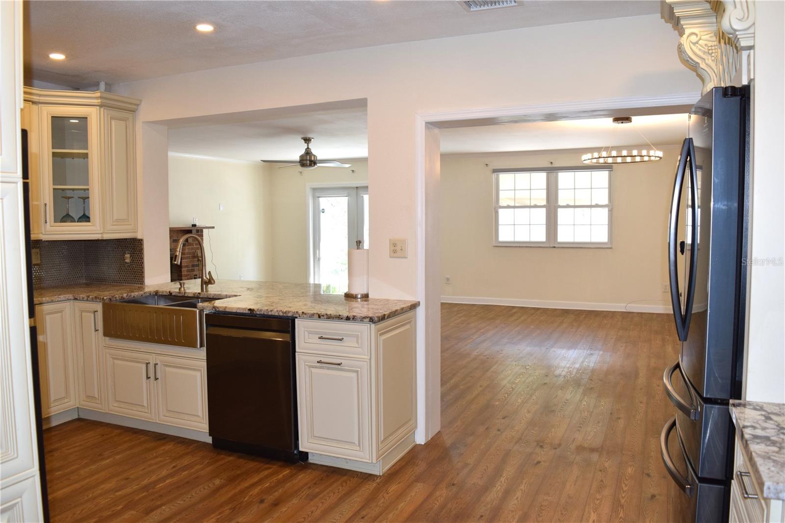 Image 40 of 90 For 2690 64th Place N
