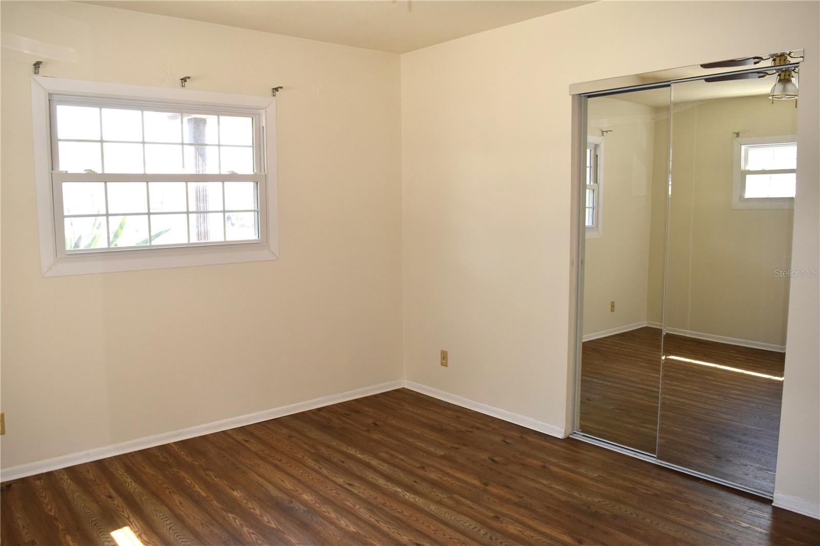 Image 56 of 90 For 2690 64th Place N