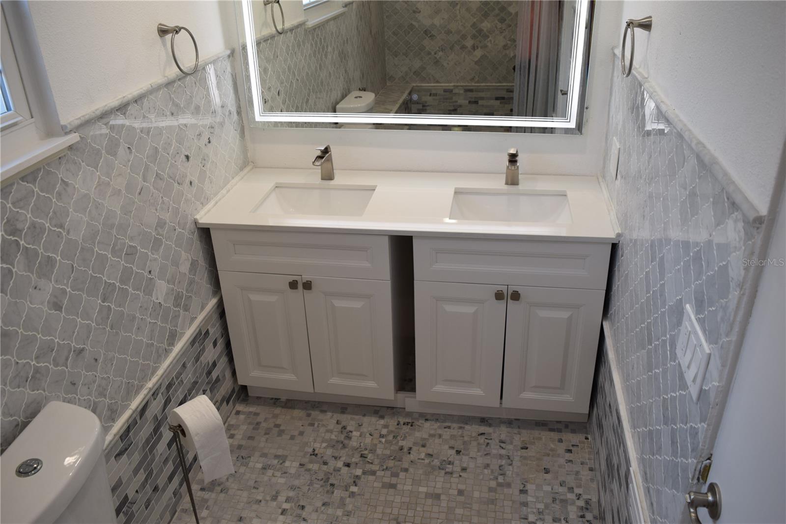 Image 68 of 90 For 2690 64th Place N