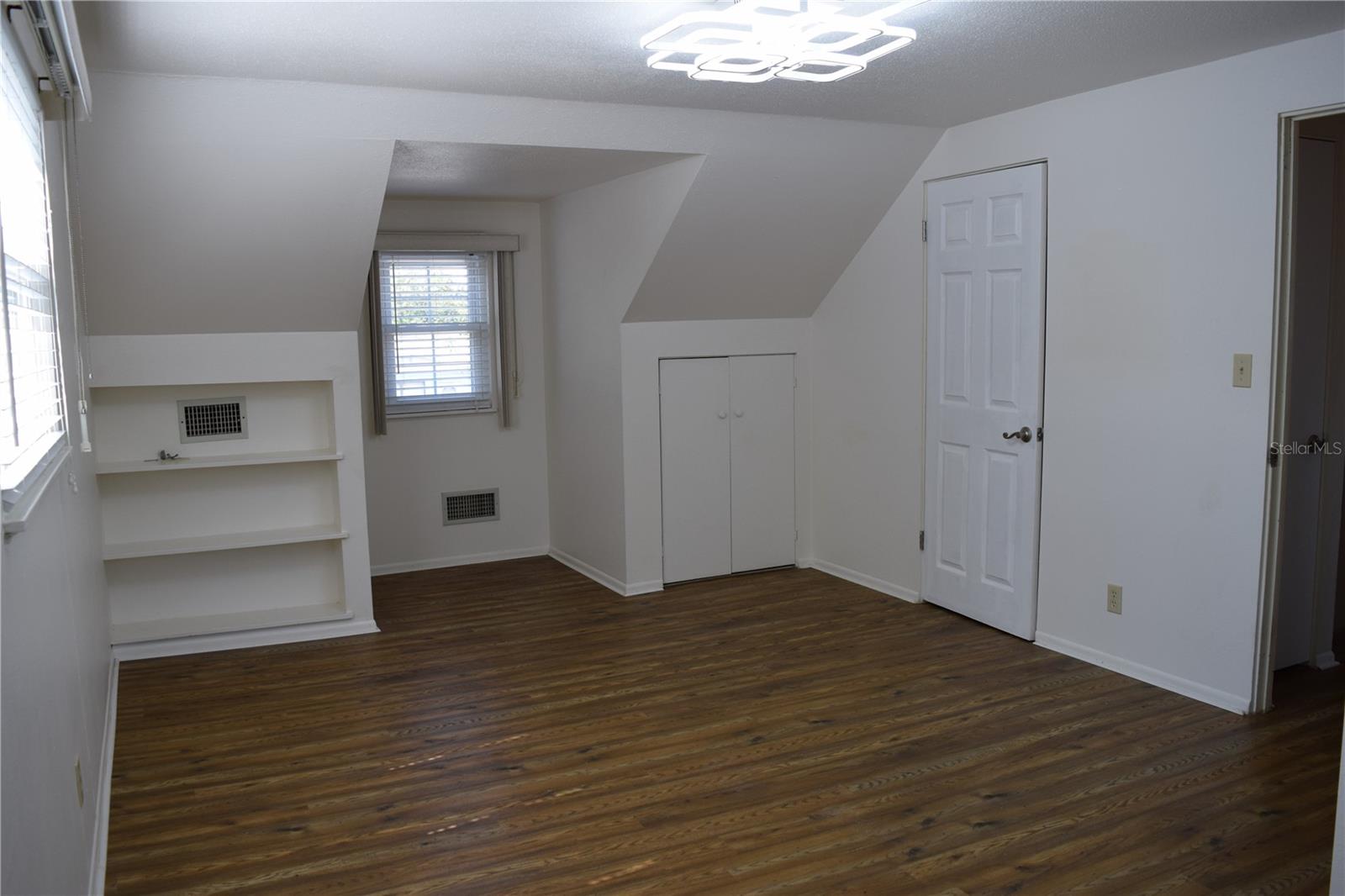 Image 70 of 90 For 2690 64th Place N