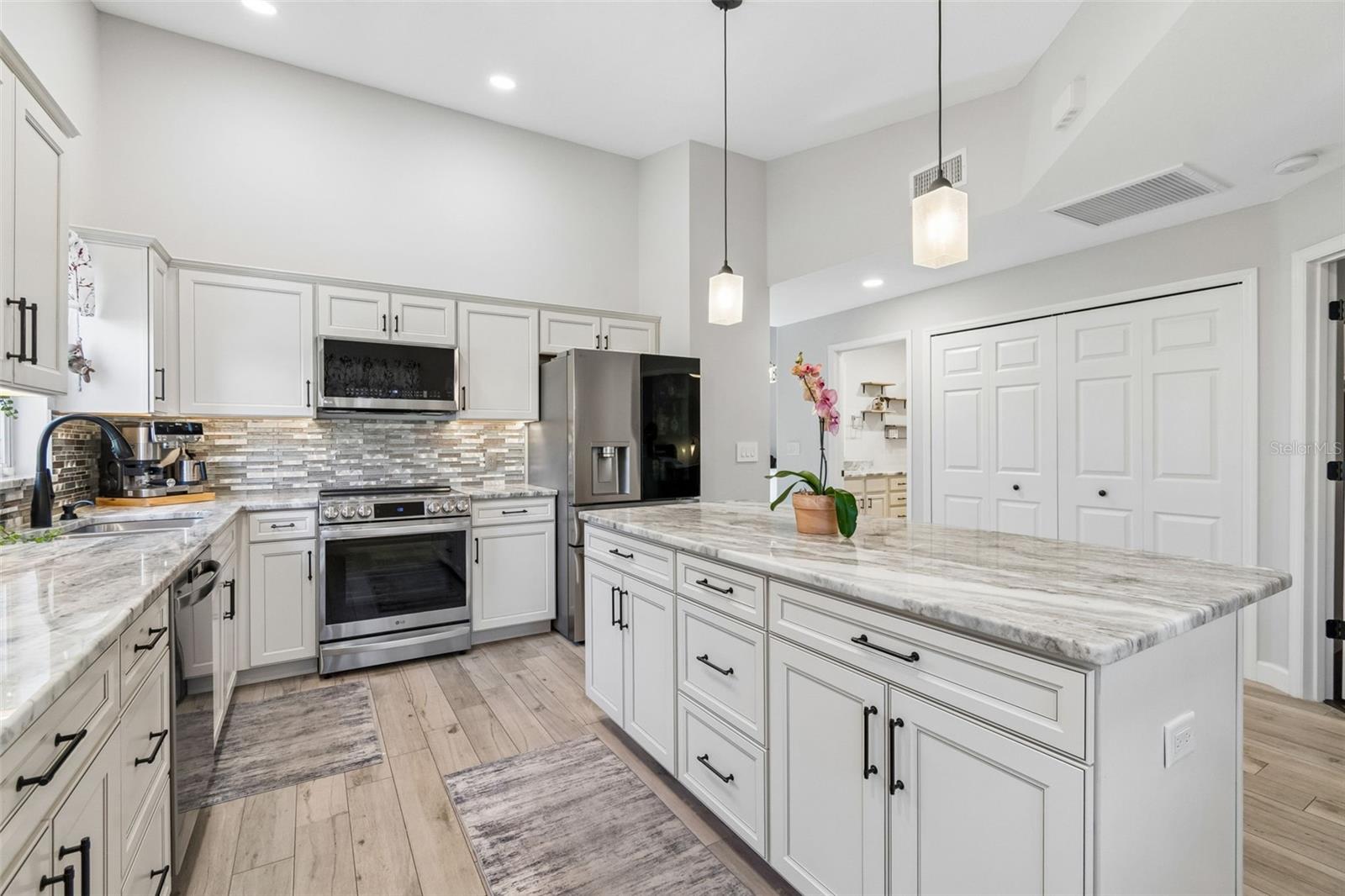 Image 11 of 51 For 5613 Monte Rosso Road
