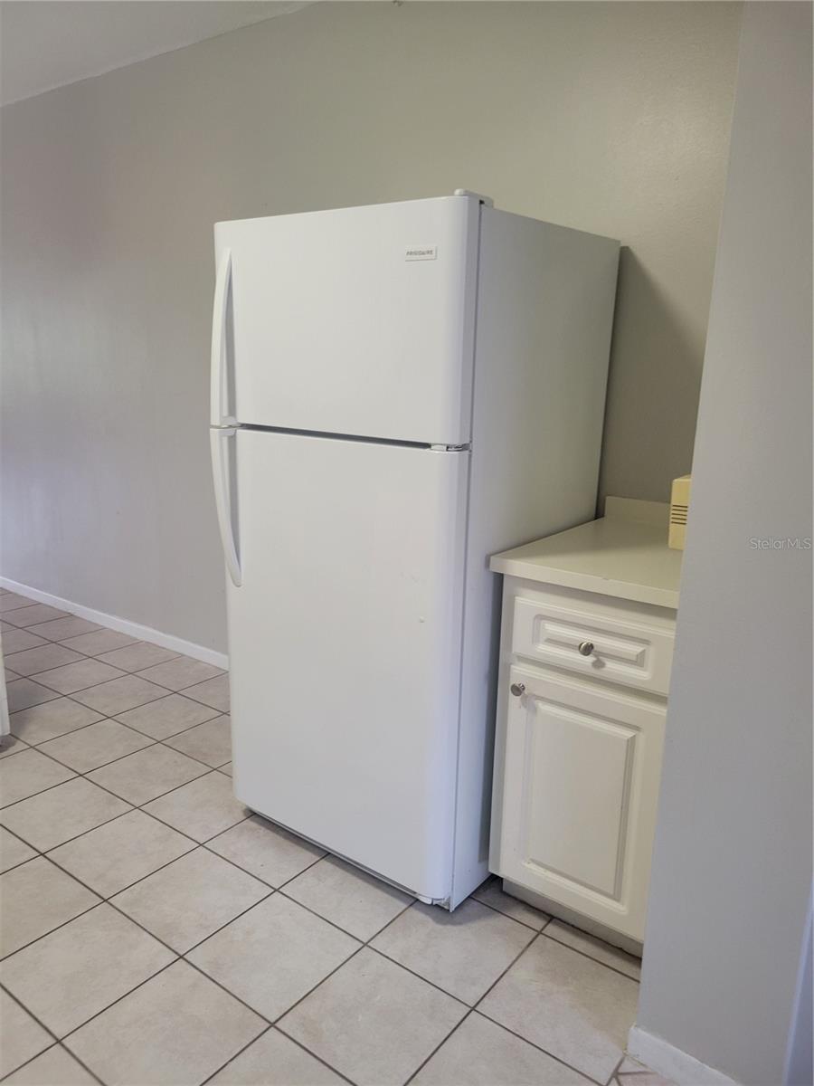 Image 11 of 29 For 2464 Australia Way E 24