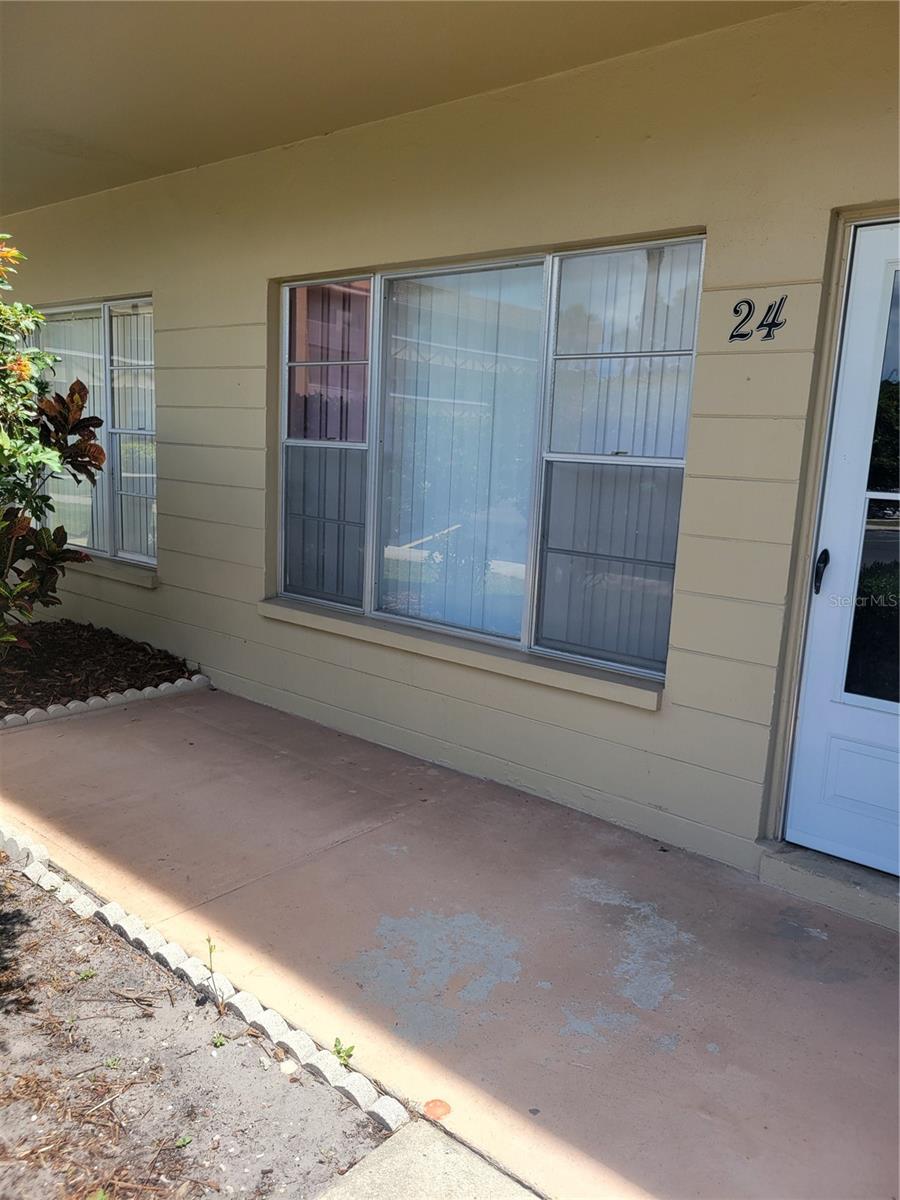 Image 2 of 29 For 2464 Australia Way E 24