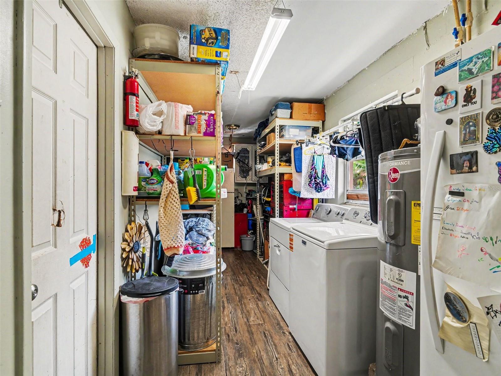 Image 16 of 29 For 11207 Creekview Dr