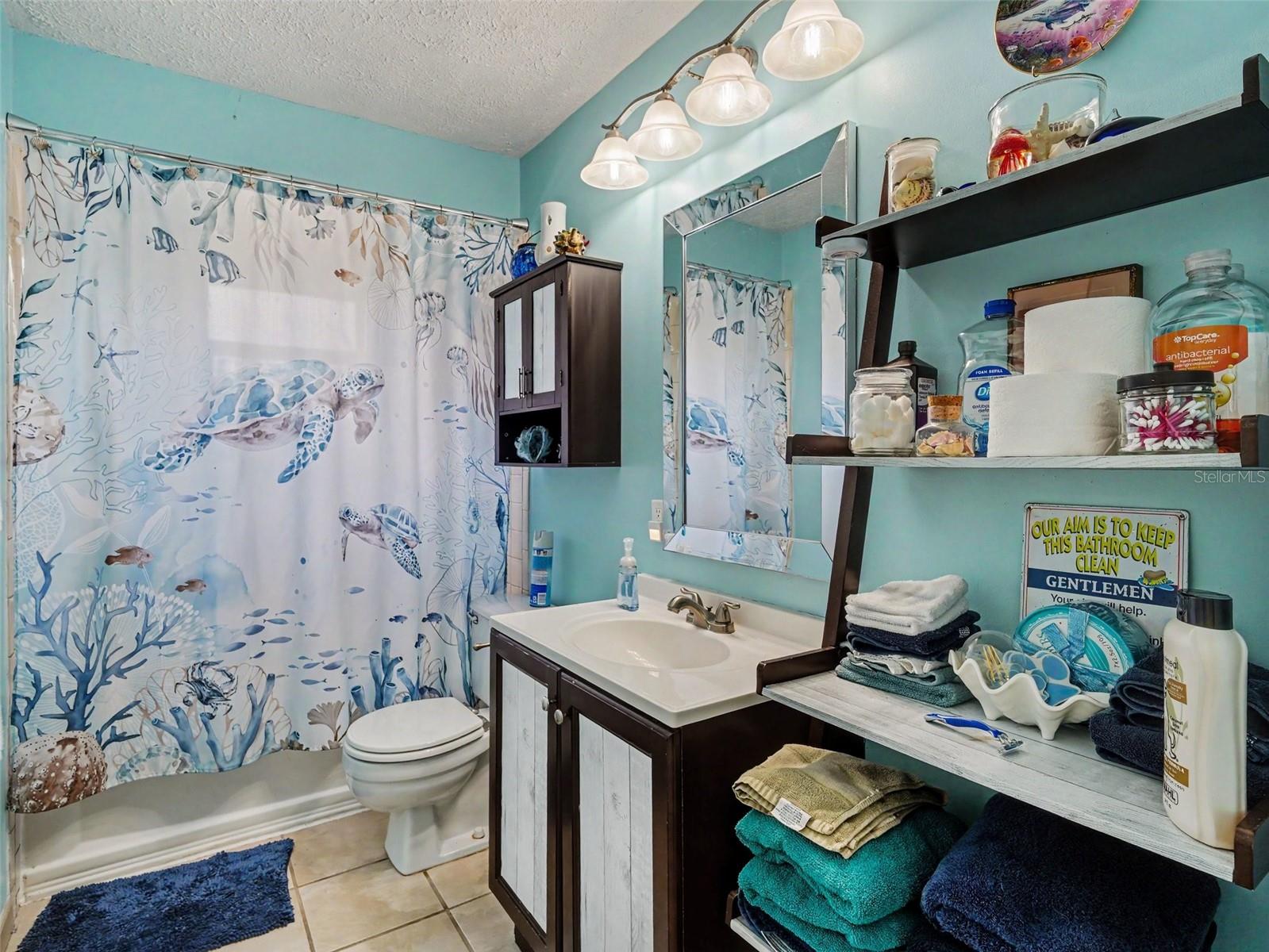 Image 17 of 29 For 11207 Creekview Dr