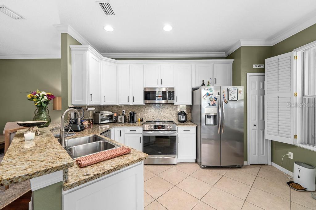 Image 12 of 33 For 14072 Waterville Circle