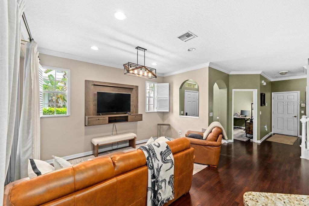 Image 7 of 33 For 14072 Waterville Circle