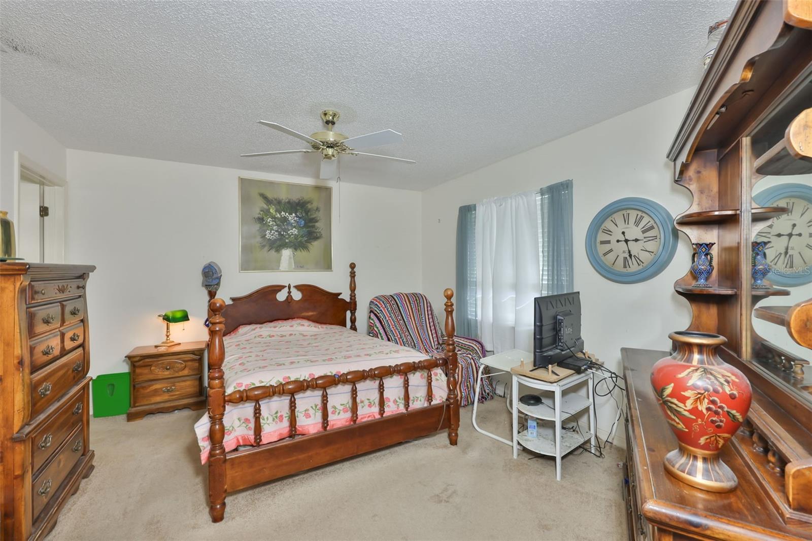 Image 15 of 82 For 2102 Harringay Street 449