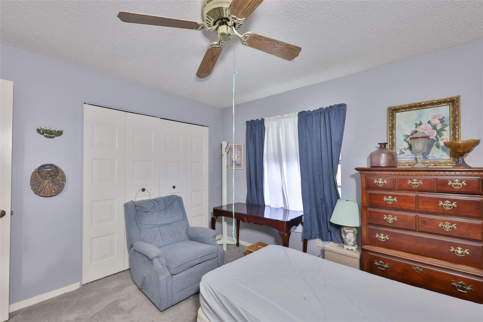 Image 19 of 82 For 2102 Harringay Street 449