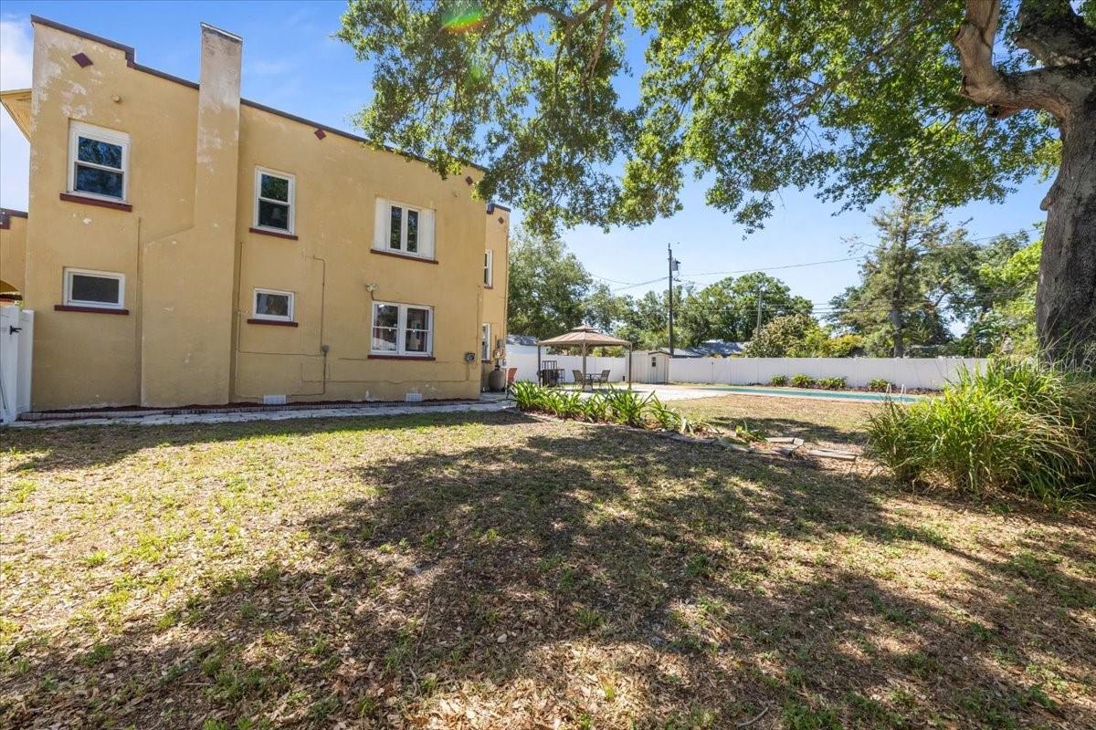 Image 33 of 38 For 5110 Emerson Avenue S