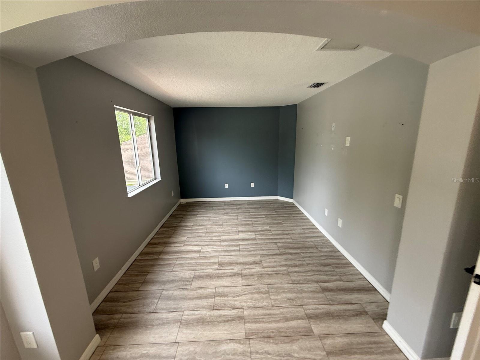 Image 12 of 26 For 10427 Lucaya Drive