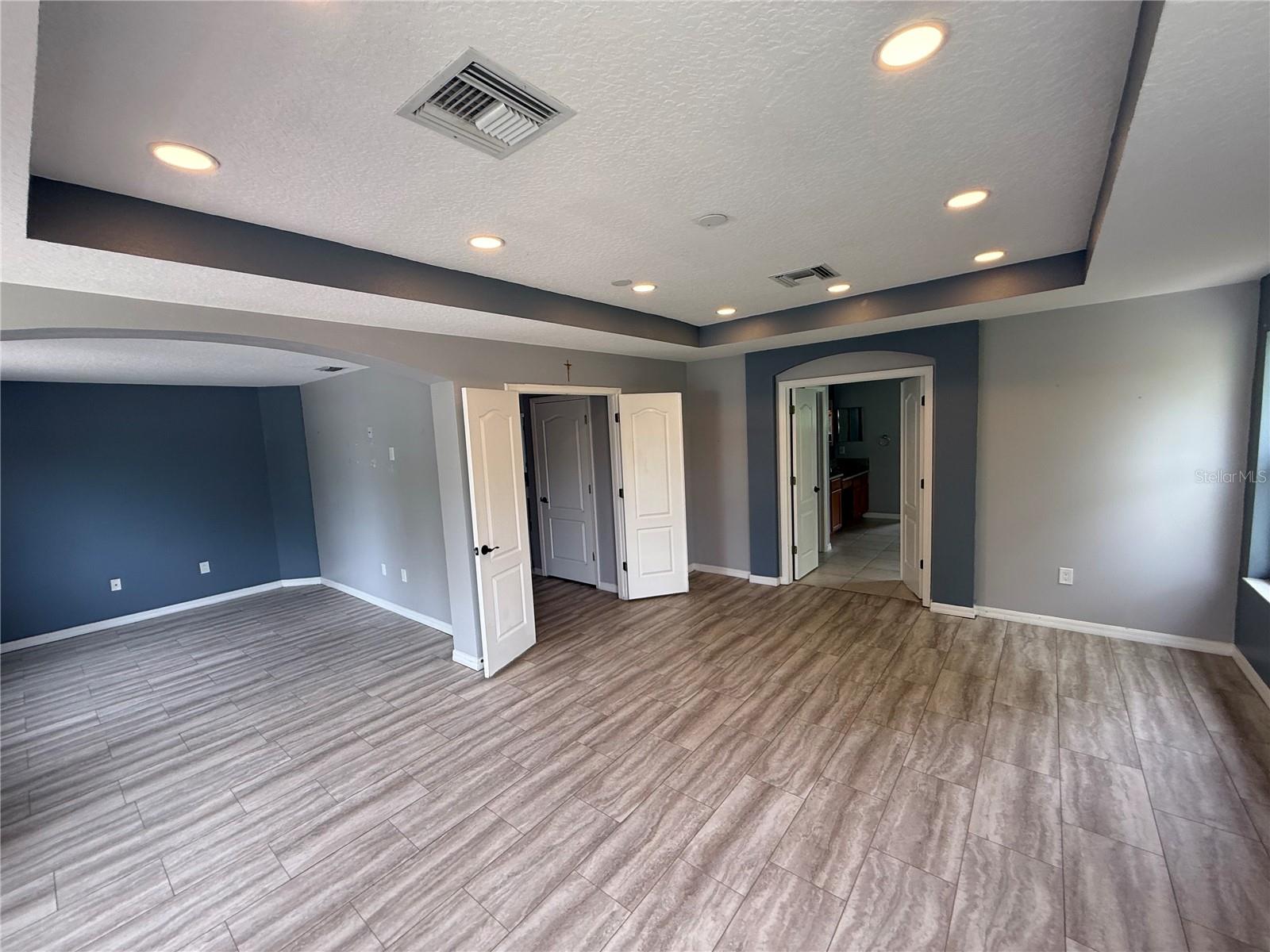 Image 13 of 26 For 10427 Lucaya Drive