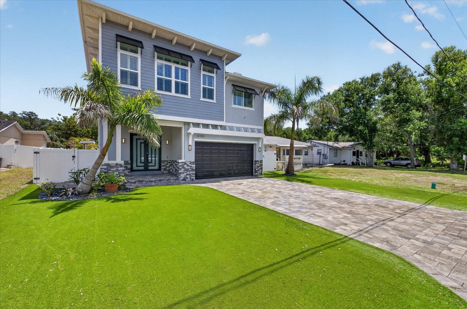 Listing photo id 2 for 6706 S Sterling Ave Sterling Avenue