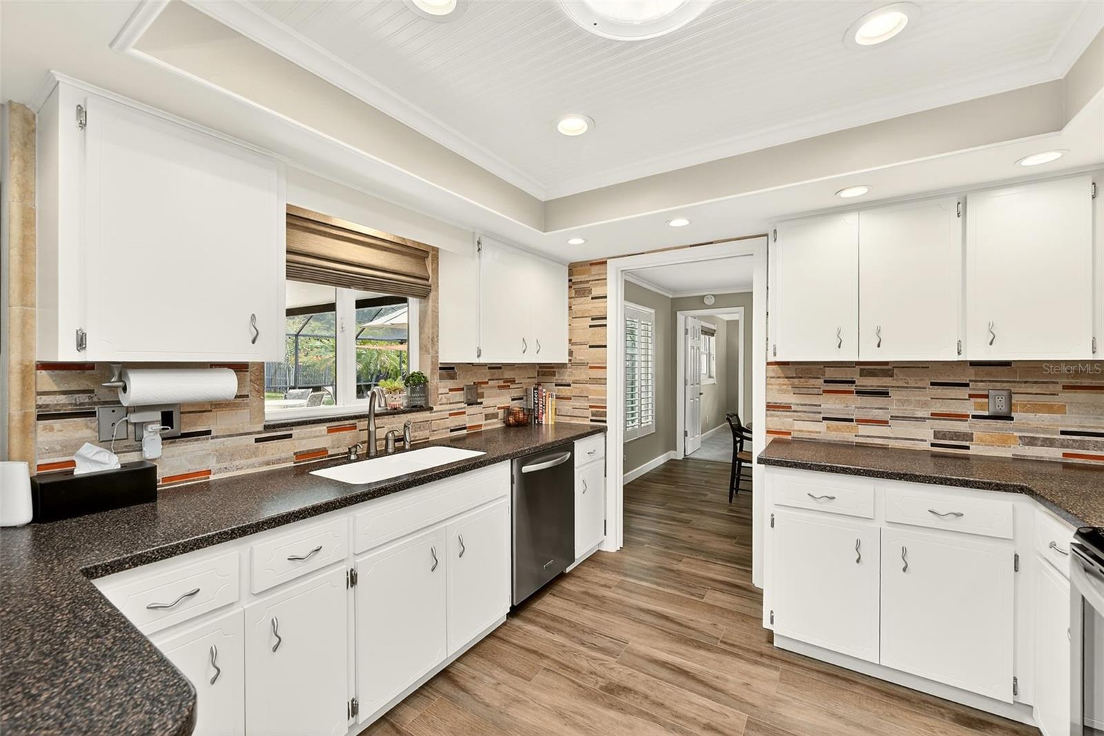 Image 11 of 54 For 14339 110th Terrace
