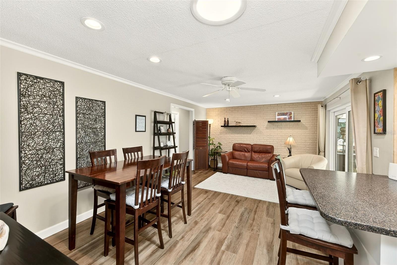 Image 16 of 54 For 14339 110th Terrace