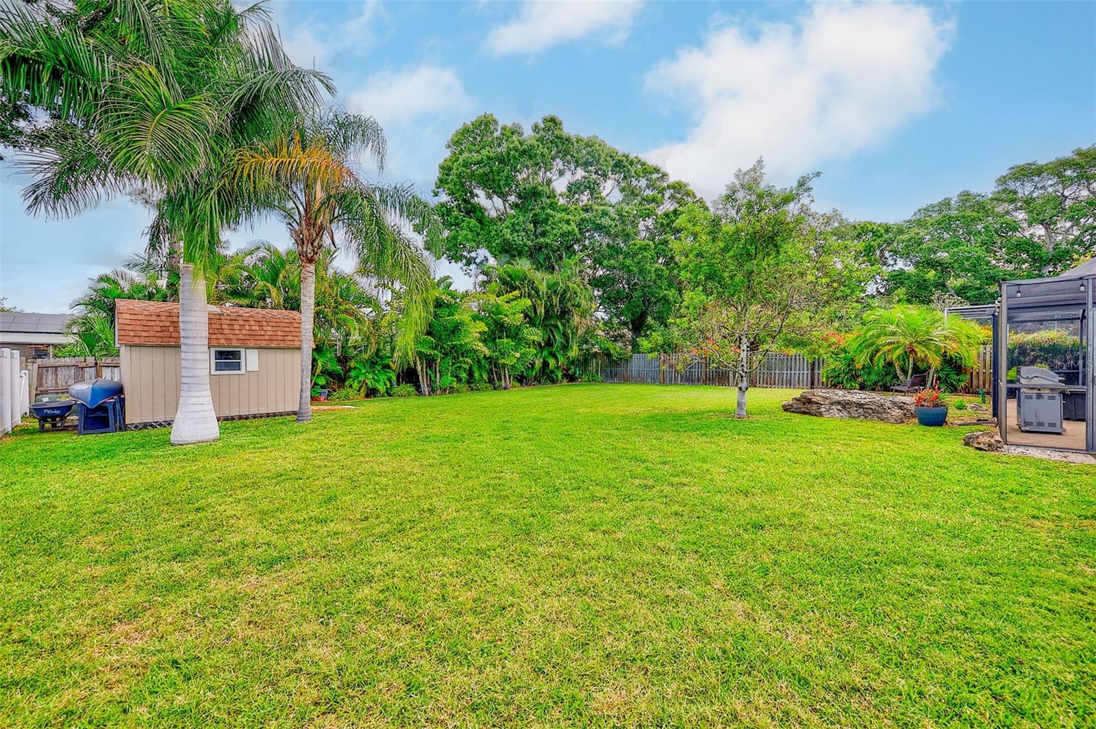 Image 40 of 54 For 14339 110th Terrace
