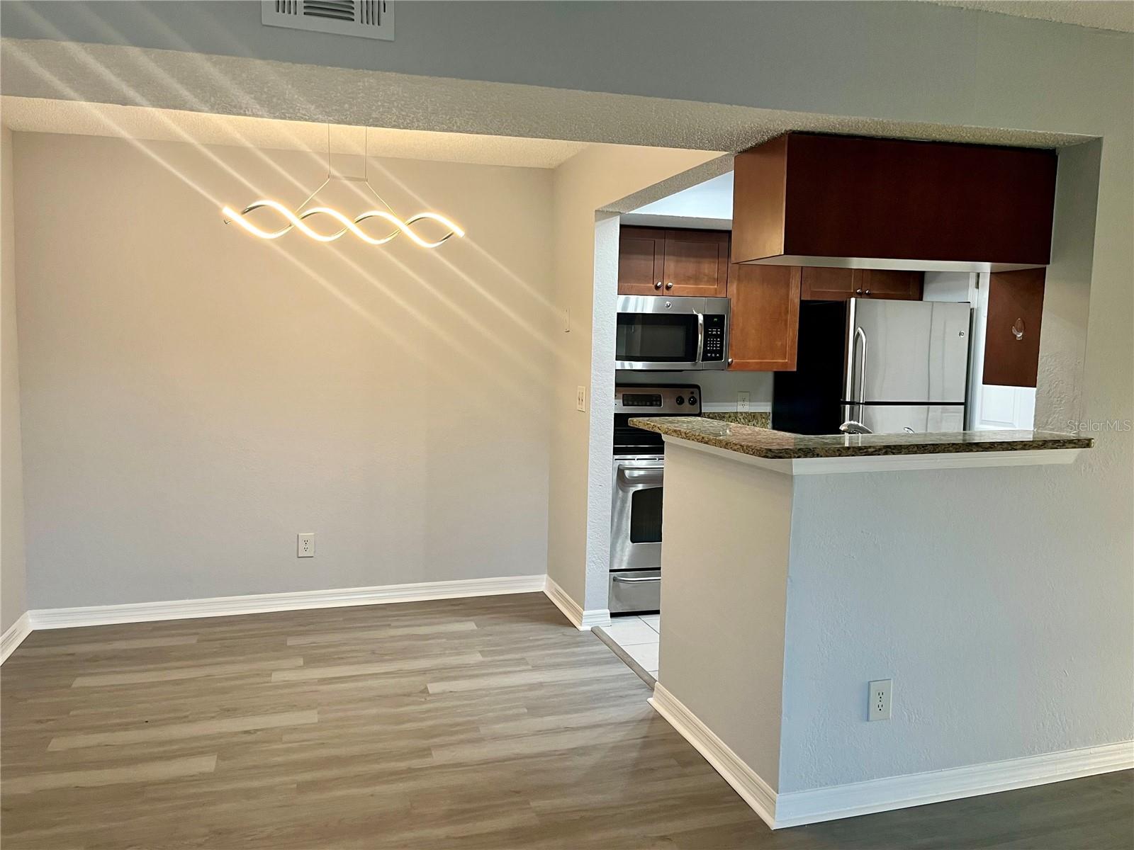 Image 3 of 21 For 10200 Gandy Boulevard N 1229