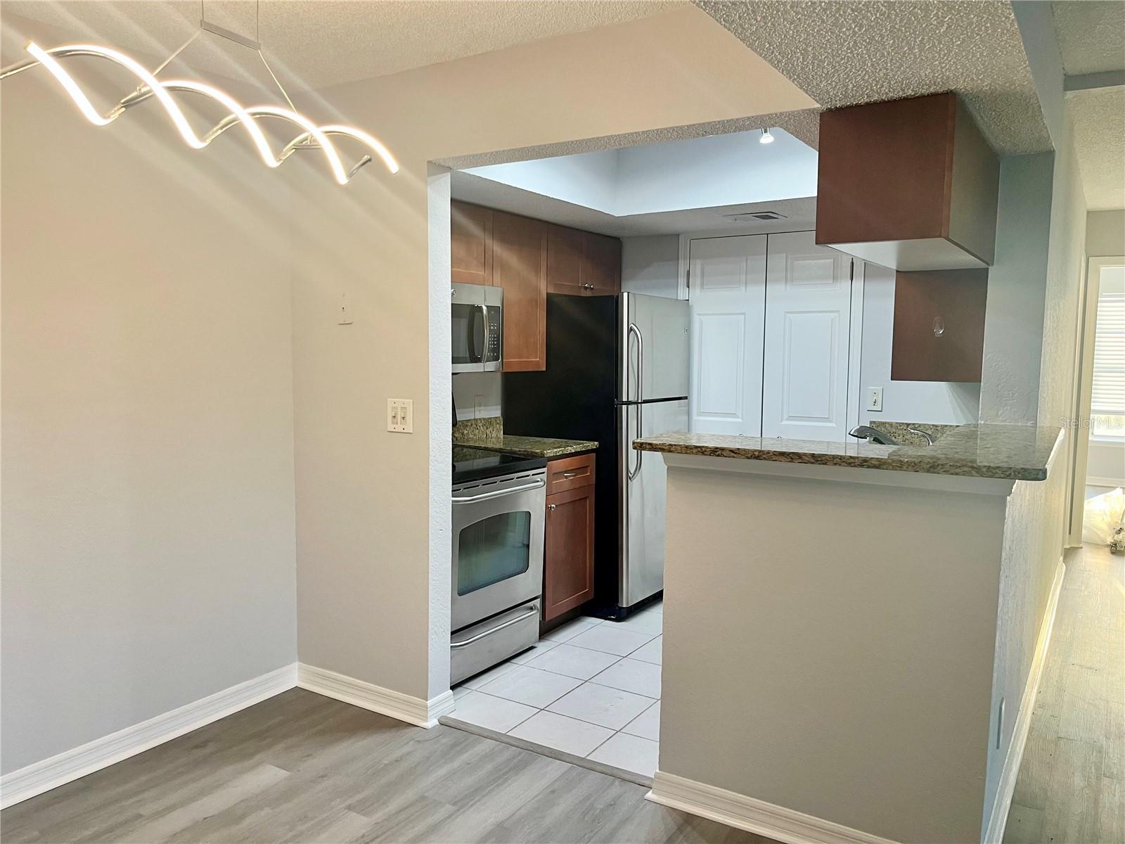 Image 5 of 21 For 10200 Gandy Boulevard N 1229