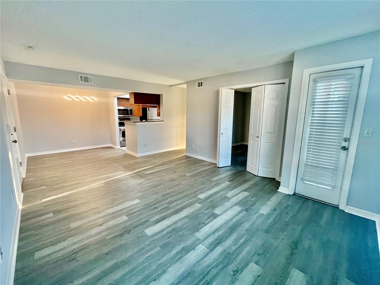 Image 6 of 21 For 10200 Gandy Boulevard N 1229