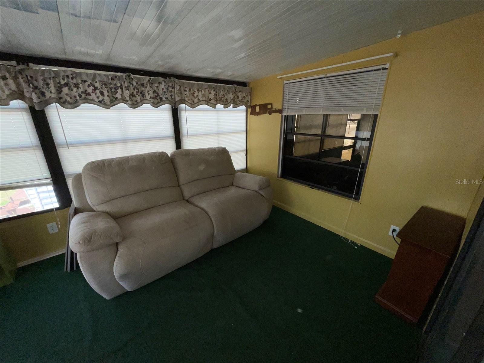 Image 3 of 9 For 38130 Mcdonald Street 23