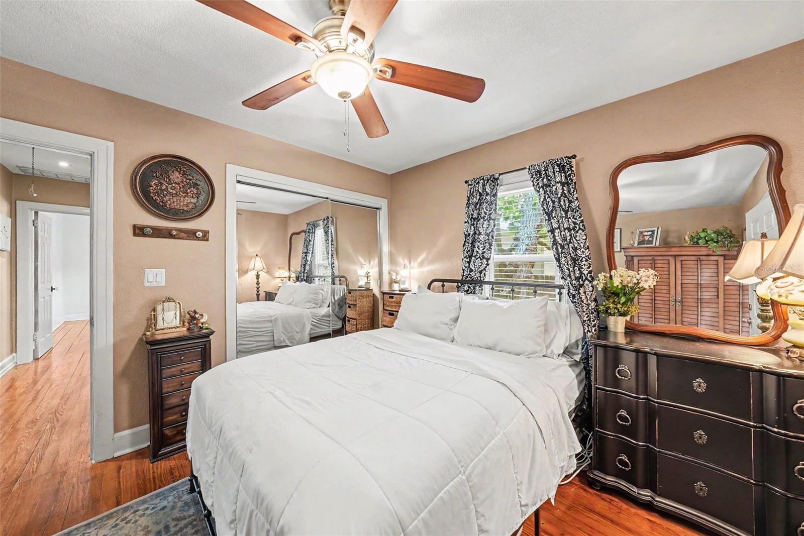 Image 12 of 32 For 2827 9th Avenue N