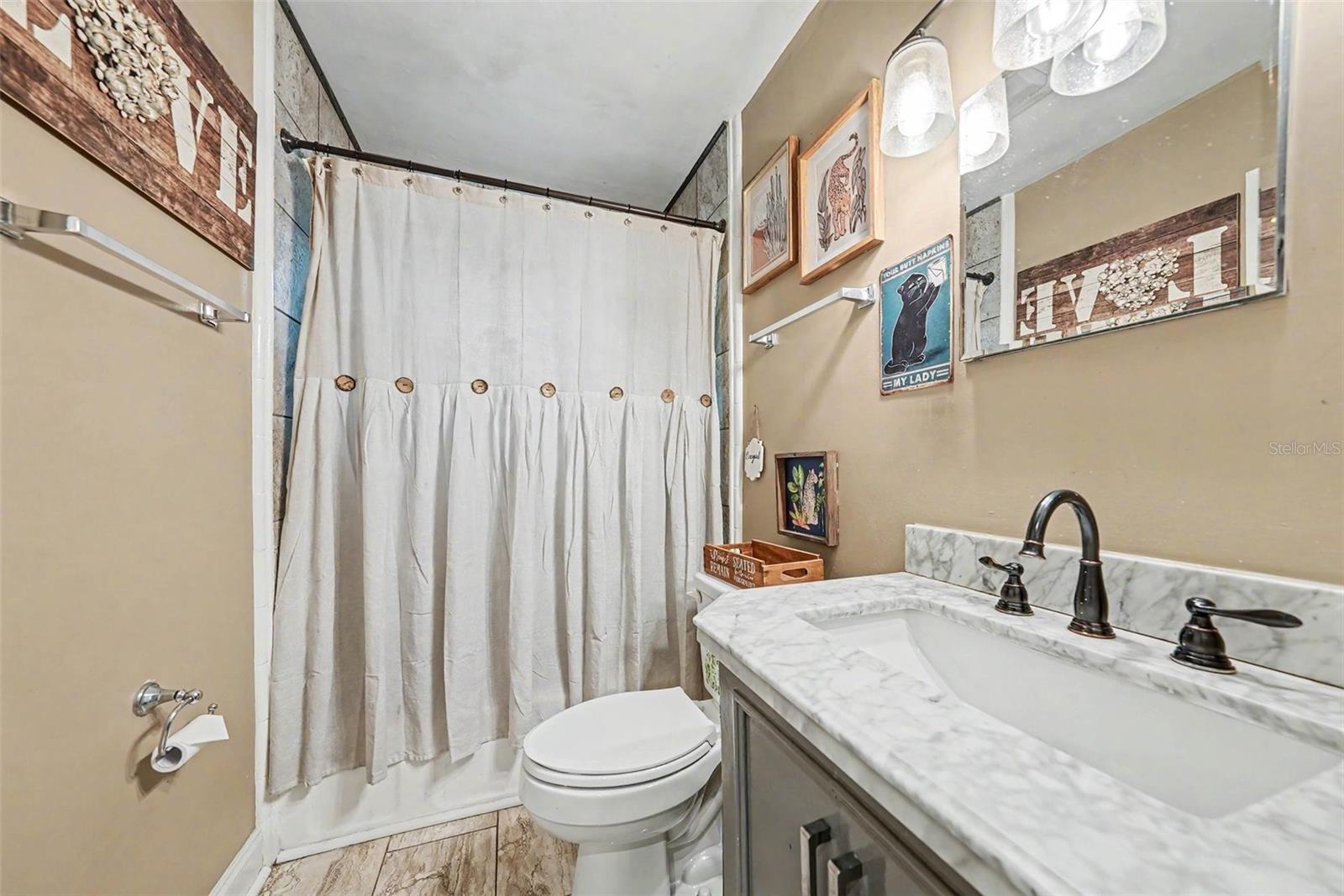 Image 16 of 32 For 2827 9th Avenue N