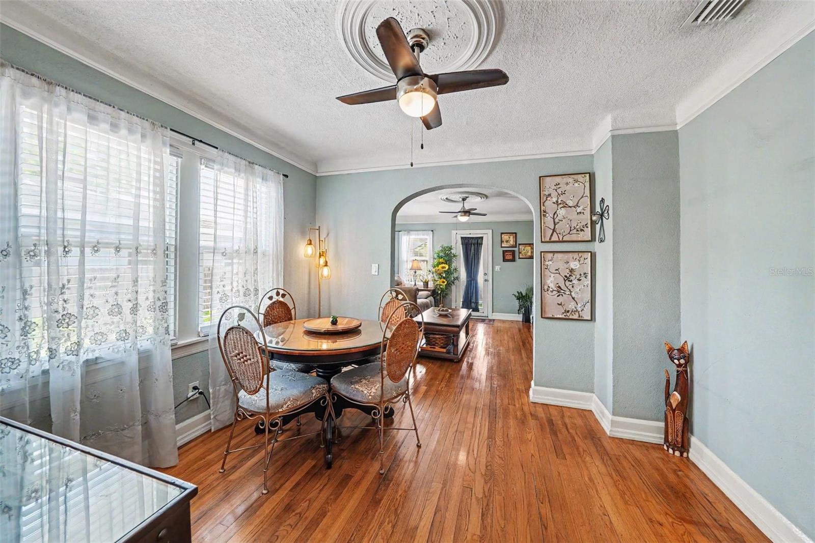Image 7 of 32 For 2827 9th Avenue N